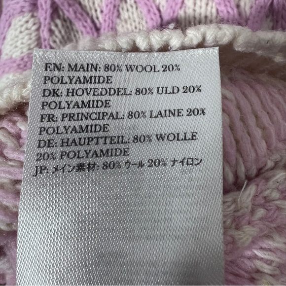 STINE GOYA sweater in Pink and white size medium - Picture 13 of 16
